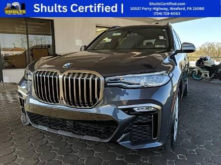 2022 BMW X7 M50i