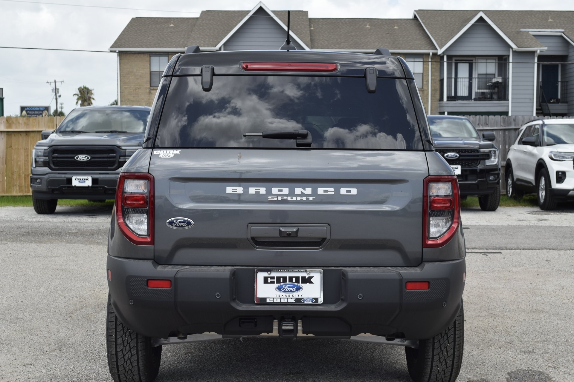 2025 Ford Bronco Sport Badlands photo 2