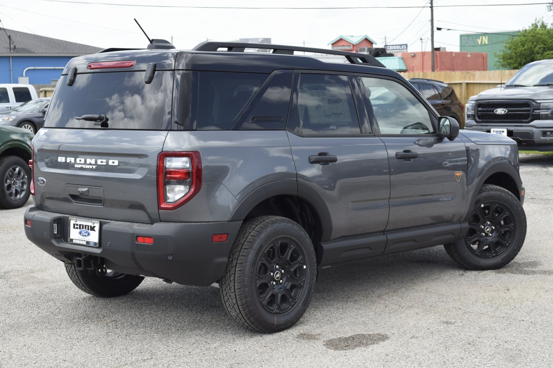 2025 Ford Bronco Sport Badlands photo 3