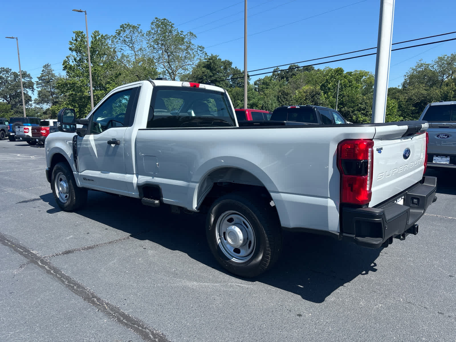 2025 Ford F-350 XL photo 3