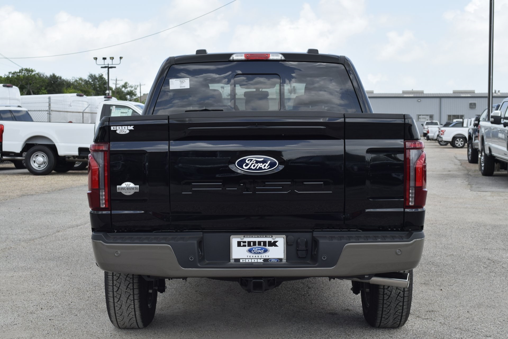 2025 Ford F-150 King Ranch photo 2