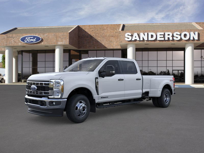 2025 Ford F-350 XLT photo 2