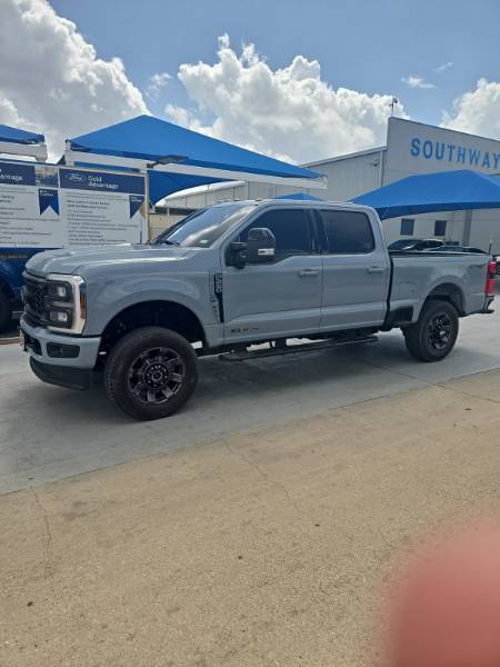 2024 Ford Super Duty F-250 SRW LARIAT