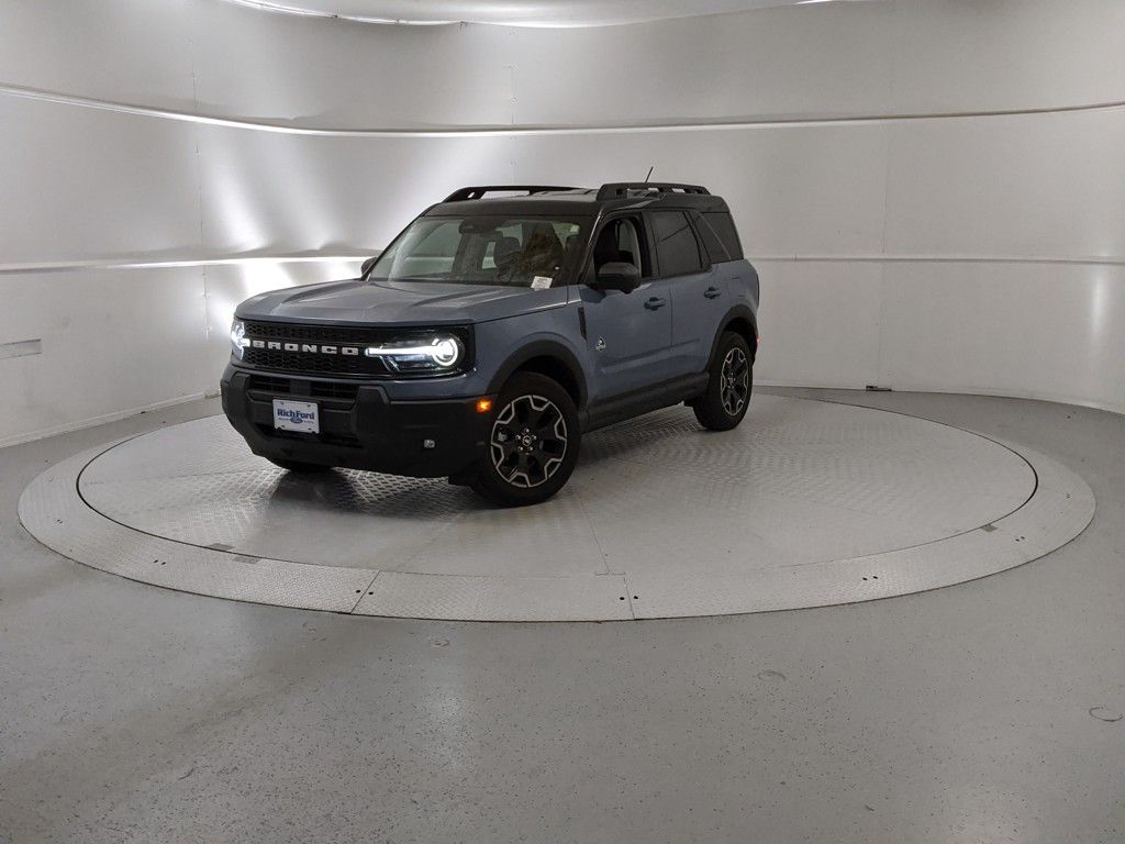 2025 Ford Bronco Sport Outer Banks photo 5
