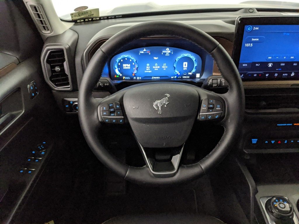 2025 Ford Bronco Sport Outer Banks photo 13