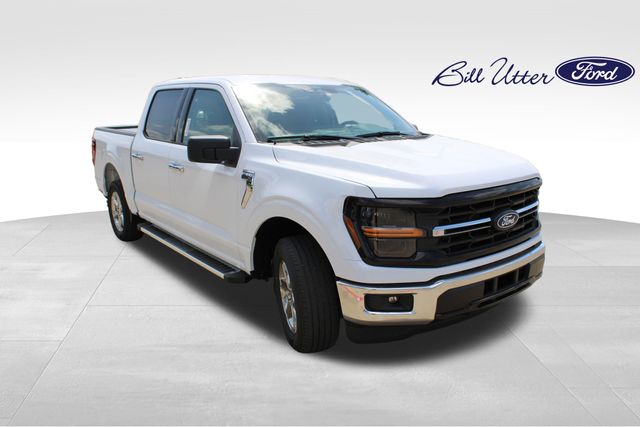 2025 Ford F-150 XLT photo 2