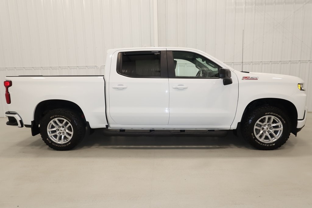 2021 Chevrolet Silverado 1500 RST photo 2