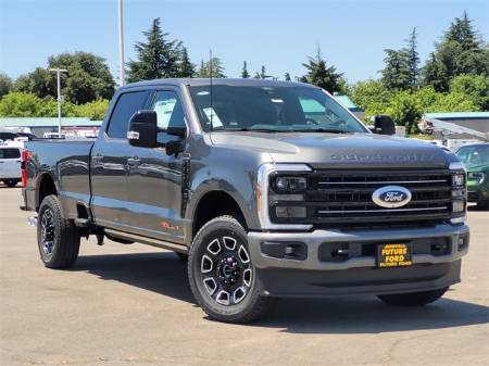 2025 Ford F-350SD Platinum