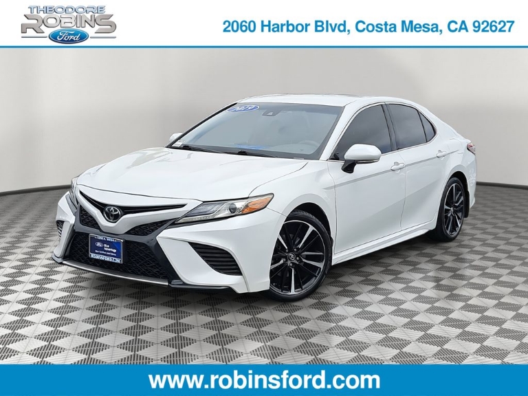 2019 Toyota Camry XSE