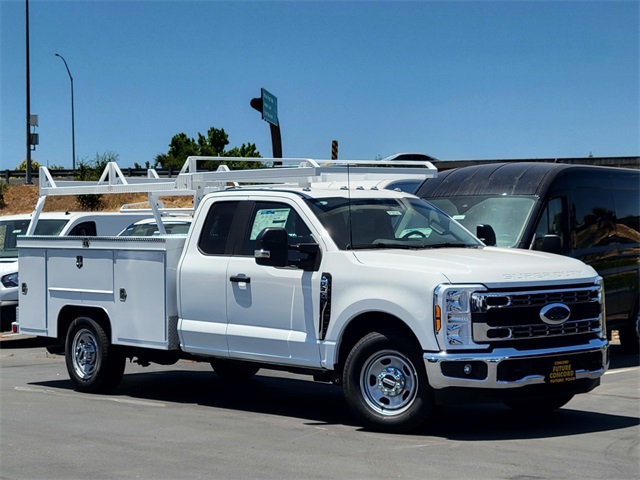 2025 Ford F-350SD XL