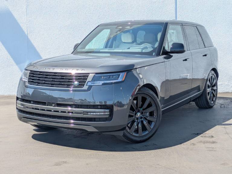2025 Land Rover Range Rover P530 SE