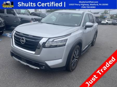 2022 Nissan Pathfinder Platinum