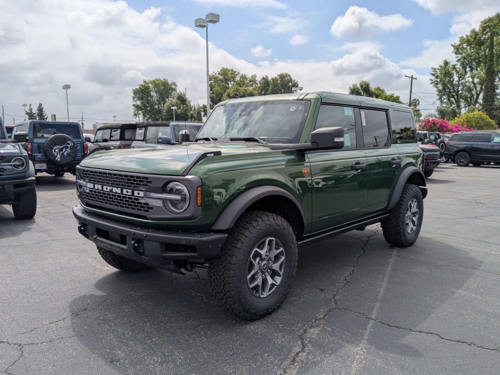 2025 Ford Bronco Badlands