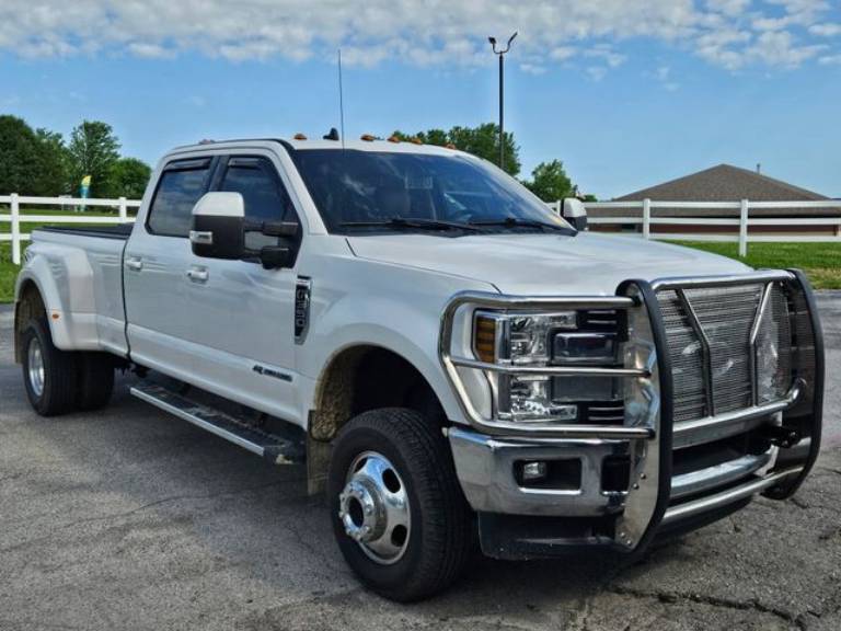 2019 Ford Super Duty F-350 DRW LARIAT