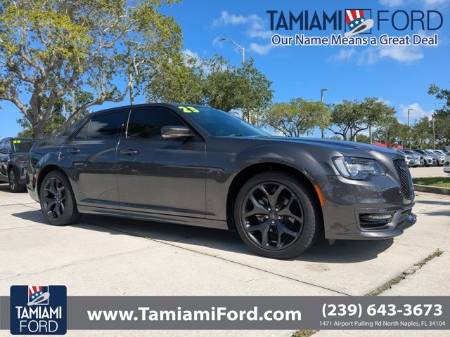 2023 Chrysler 300 Touring