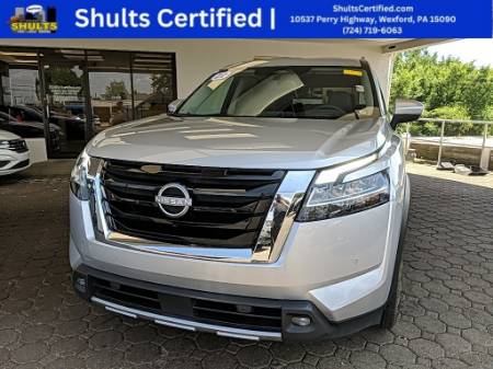 2022 Nissan Pathfinder Platinum