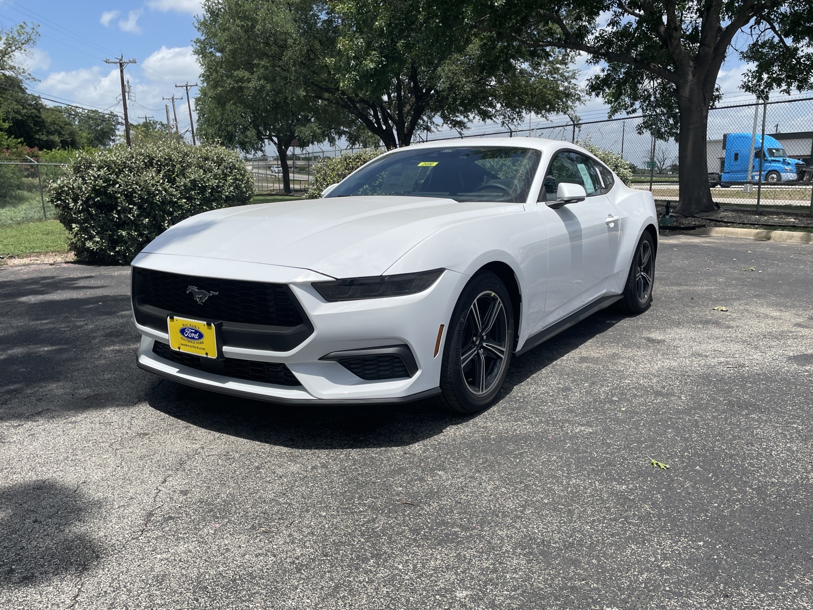 2025 Ford Mustang EcoBoost's photo