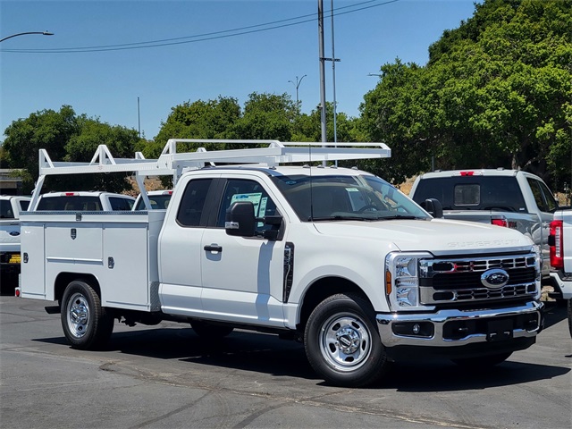 New 2025 Ford F-350SD XL