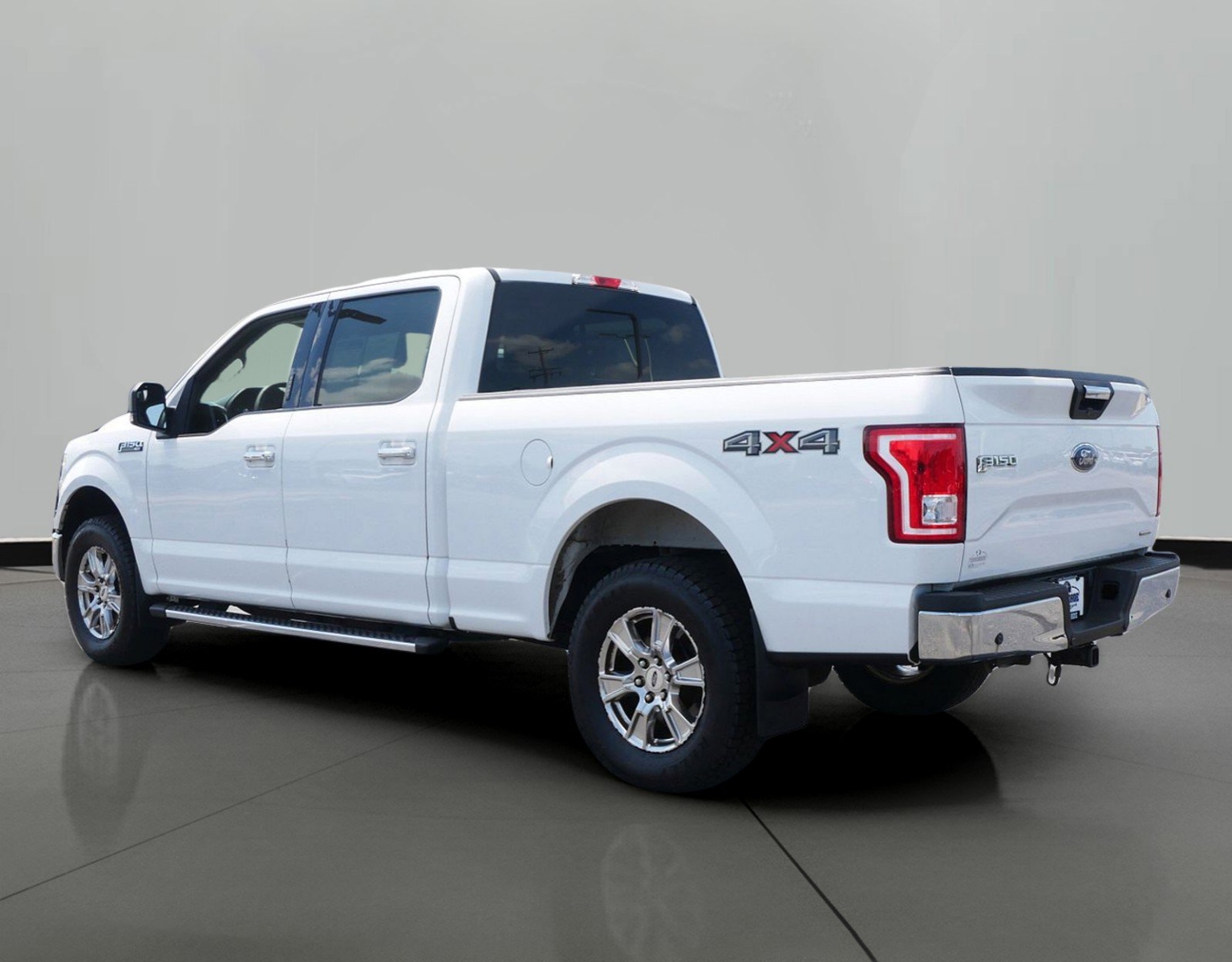 Used 2015 Ford F-150 XLT with VIN 1FTFW1EF7FFB48289 for sale in St. Cloud, Minnesota