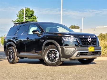 2025 Nissan Pathfinder Rock Creek