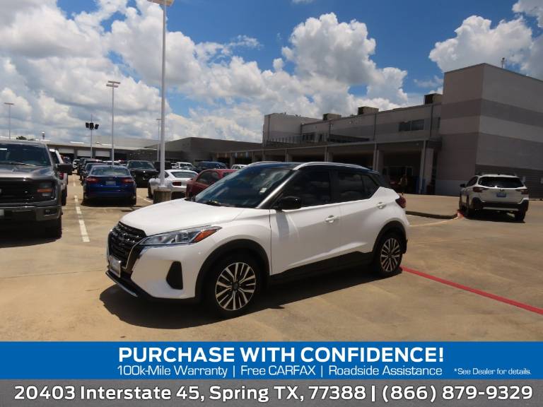 2022 Nissan Kicks SV FWD