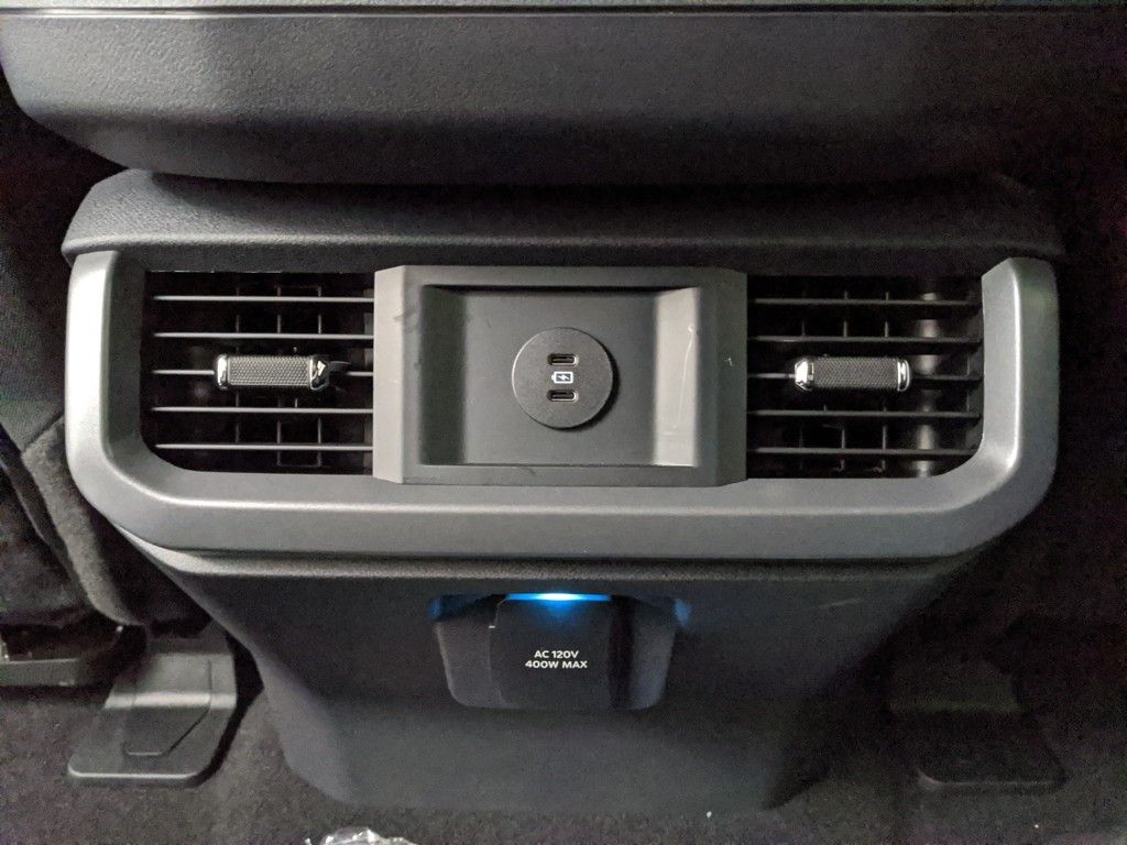 2025 Ford F-150 XLT photo 18