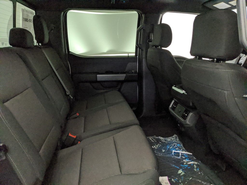 2025 Ford F-150 XLT photo 23