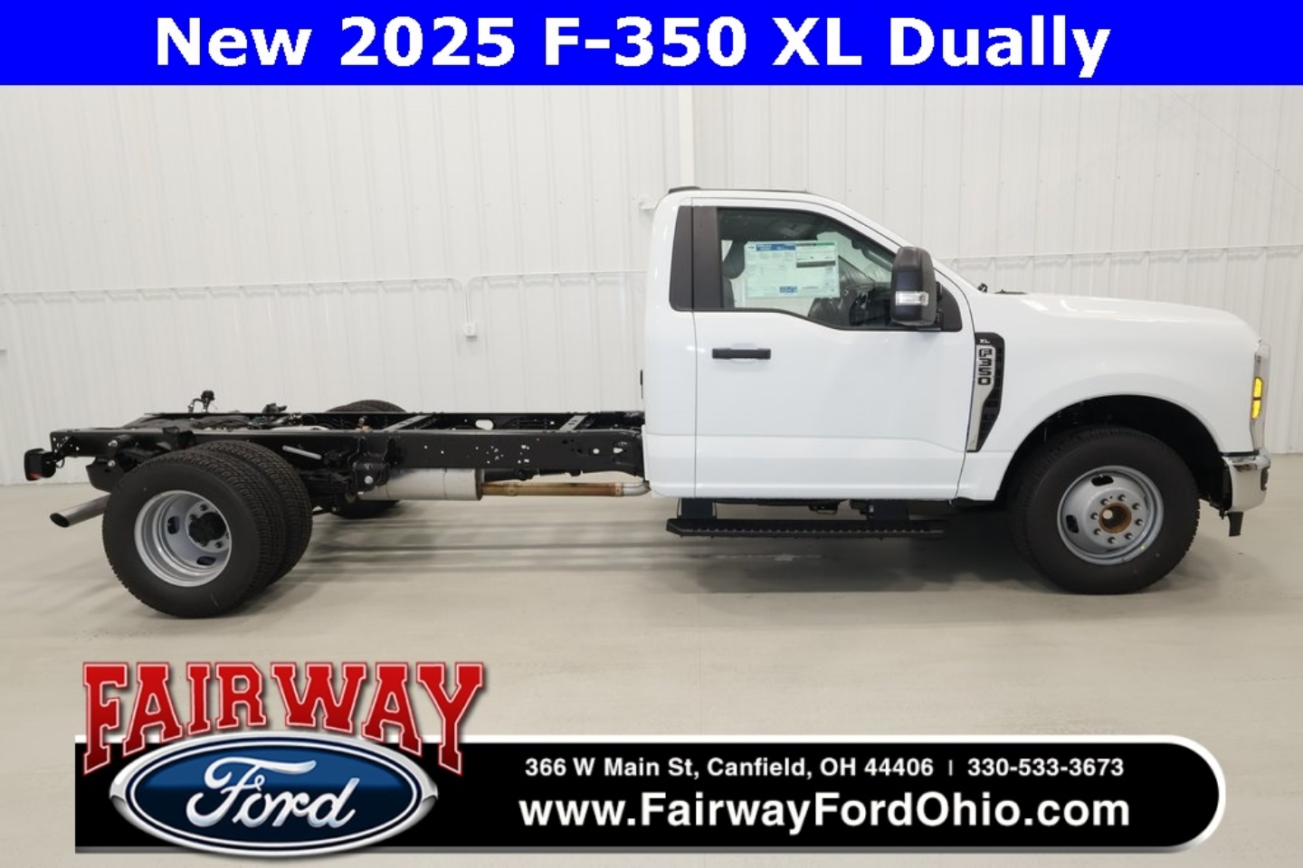 2025 Ford F-350 Super Duty Chassis Cab XL's photo