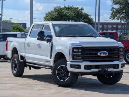 2025 Ford Super Duty F-250 SRW Platinum