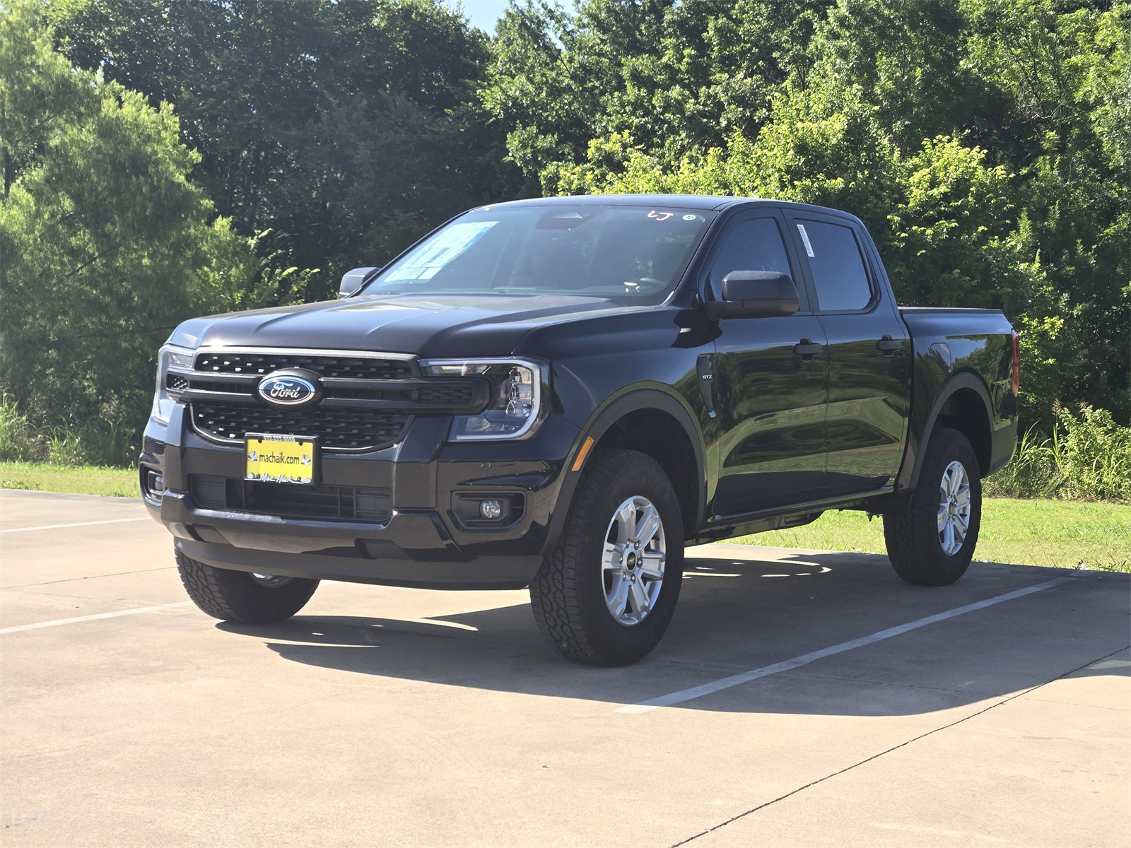 2025 Ford Ranger XL photo 2