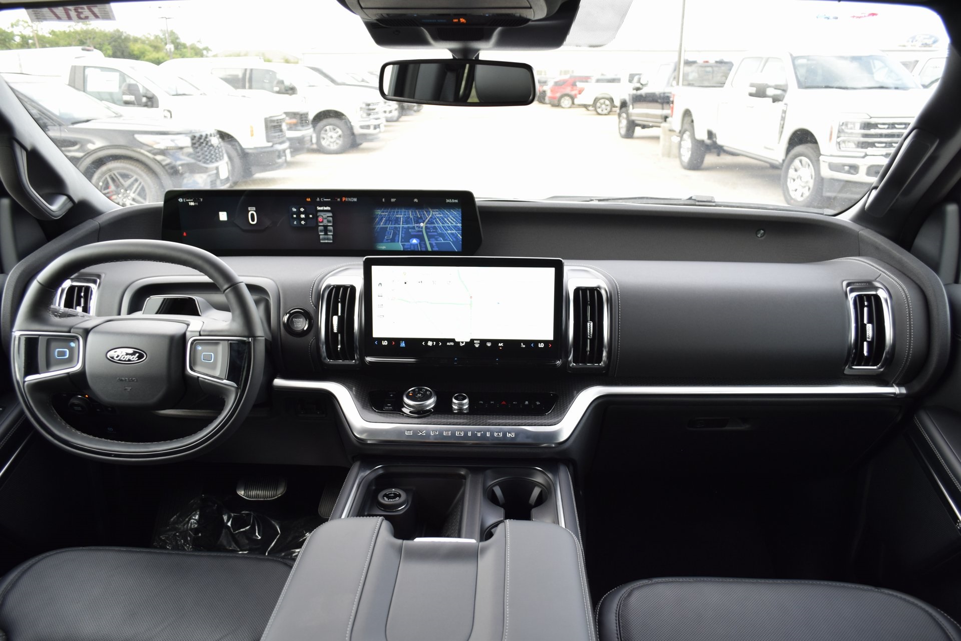 2025 Ford Expedition Platinum photo 4