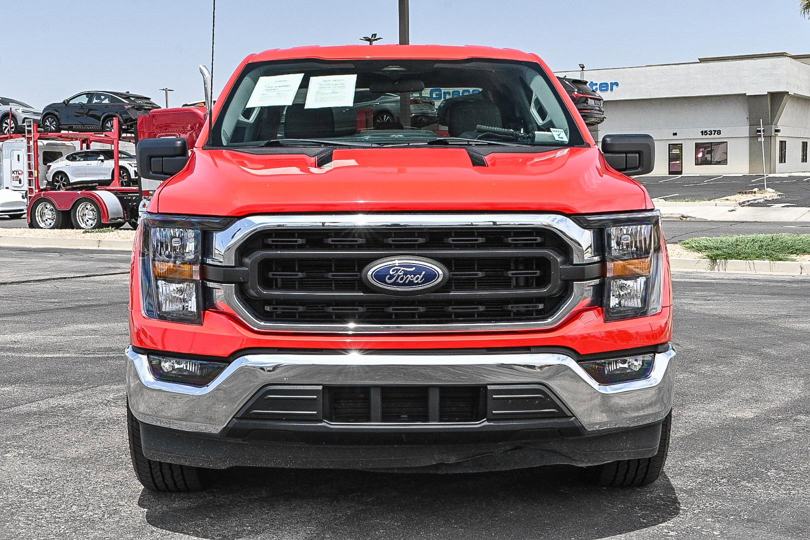2023 Ford F-150 XLT photo 2