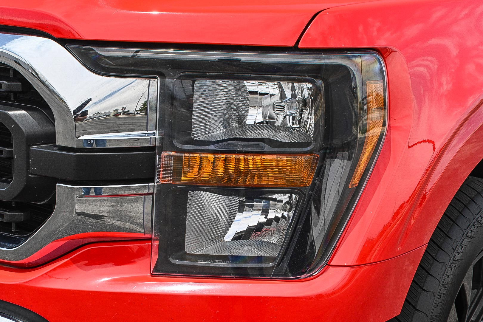 2023 Ford F-150 XLT photo 4