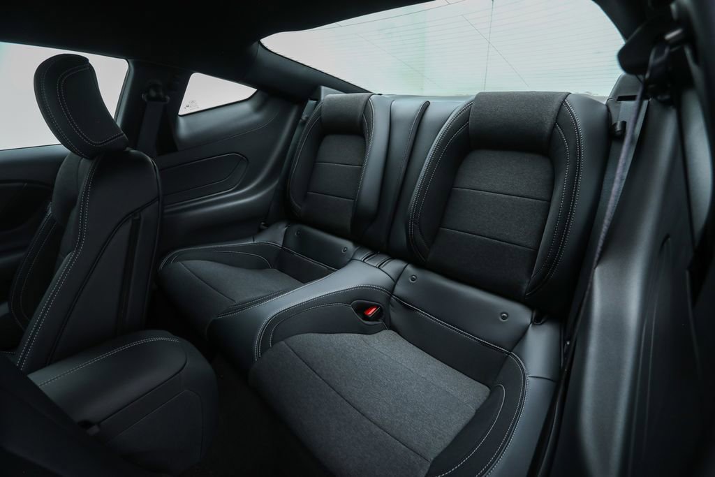 2025 Ford Mustang EcoBoost photo 11