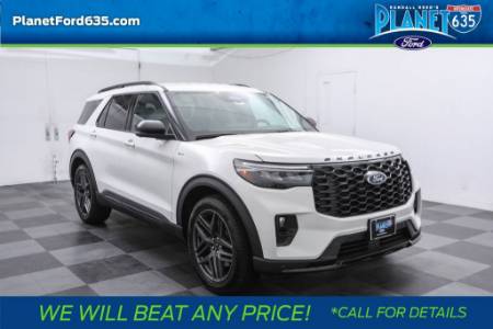 2025 Ford Explorer ST-Line