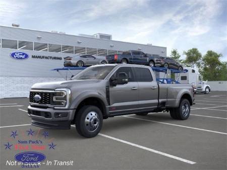2025 Ford F-450SD Platinum