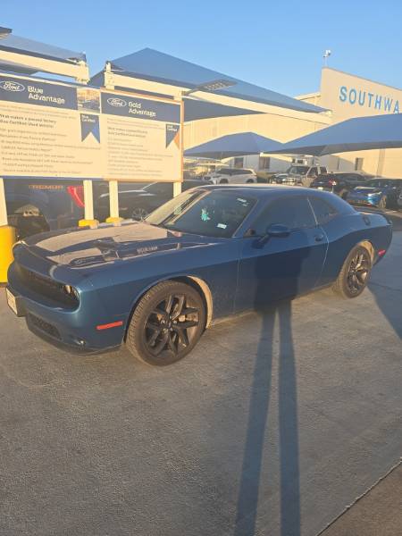 2021 Dodge Challenger SXT