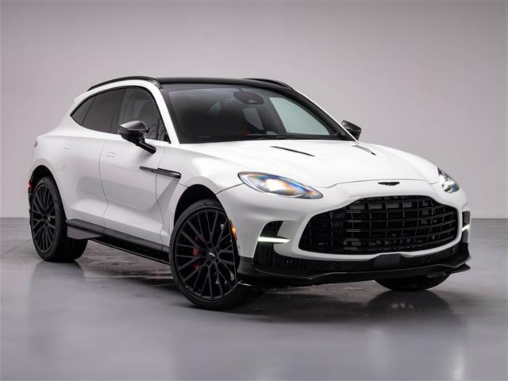 2025 Aston Martin DBX 707 707