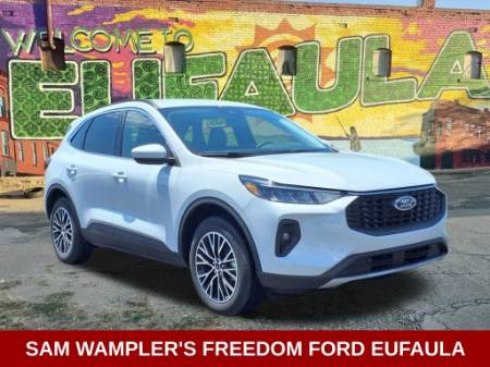 2025 Ford Escape Plug-In Hybrid Base