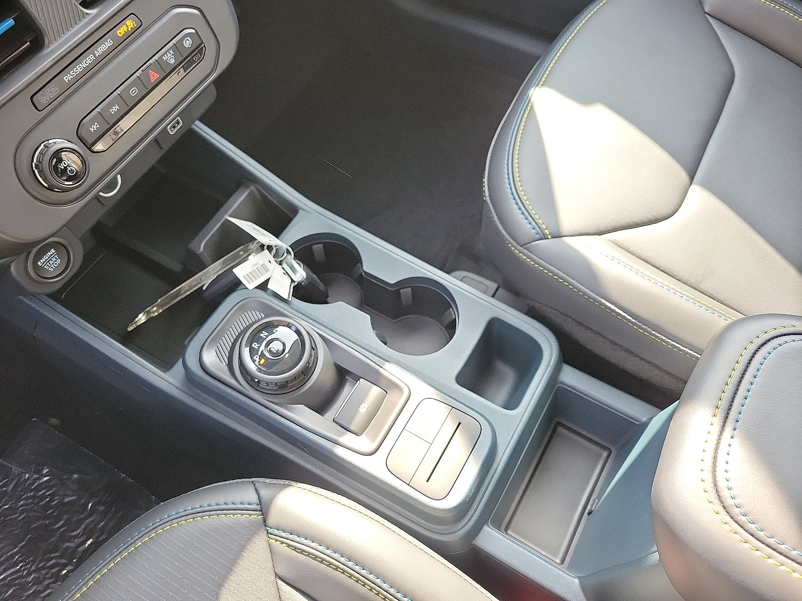 2025 Ford Maverick photo 5
