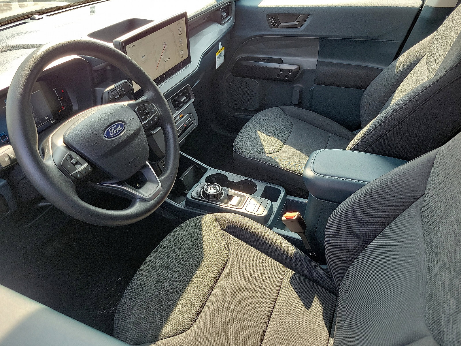 2025 Ford Maverick XL photo 3