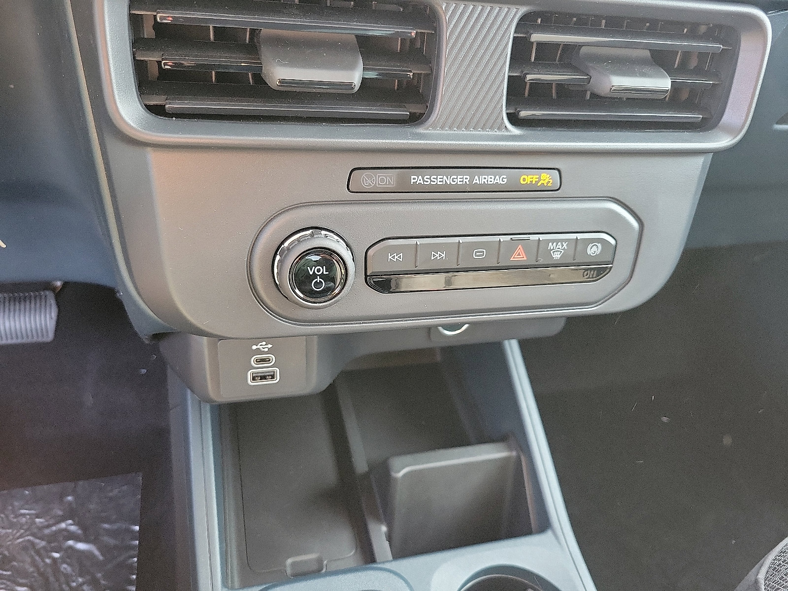 2025 Ford Maverick XL photo 6
