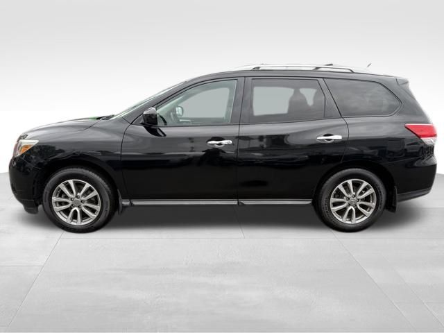 2016 Nissan Pathfinder S photo 9