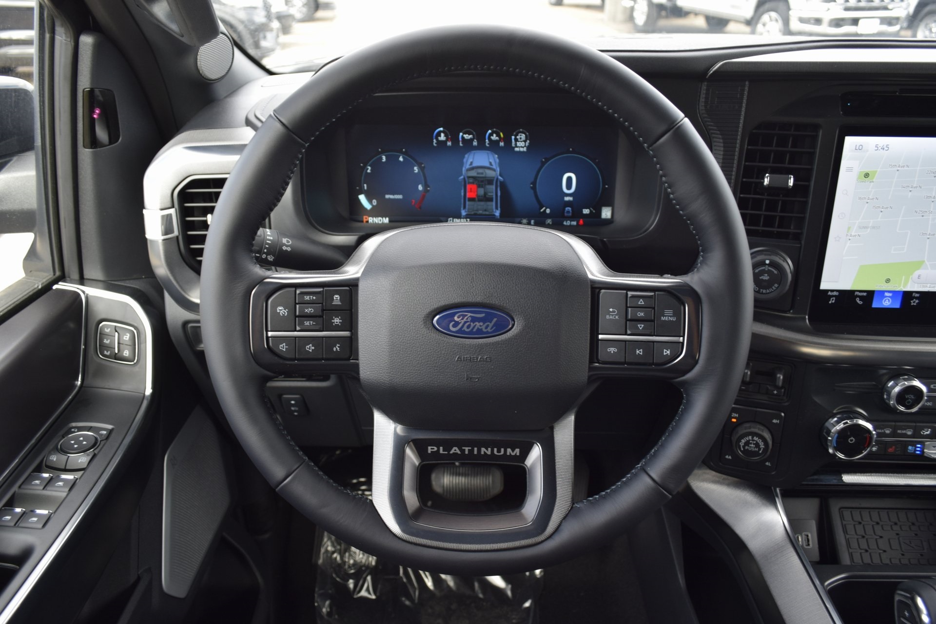 2025 Ford F-150 Platinum photo 5
