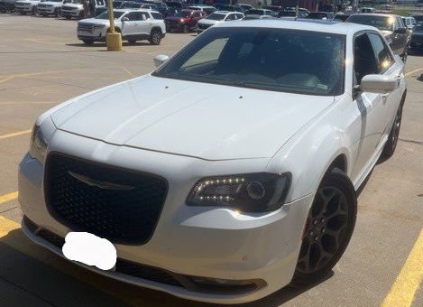 Used 2016 Chrysler 300 S Alloy Edition 4DR Sedan 300S Alloy Edition AWD