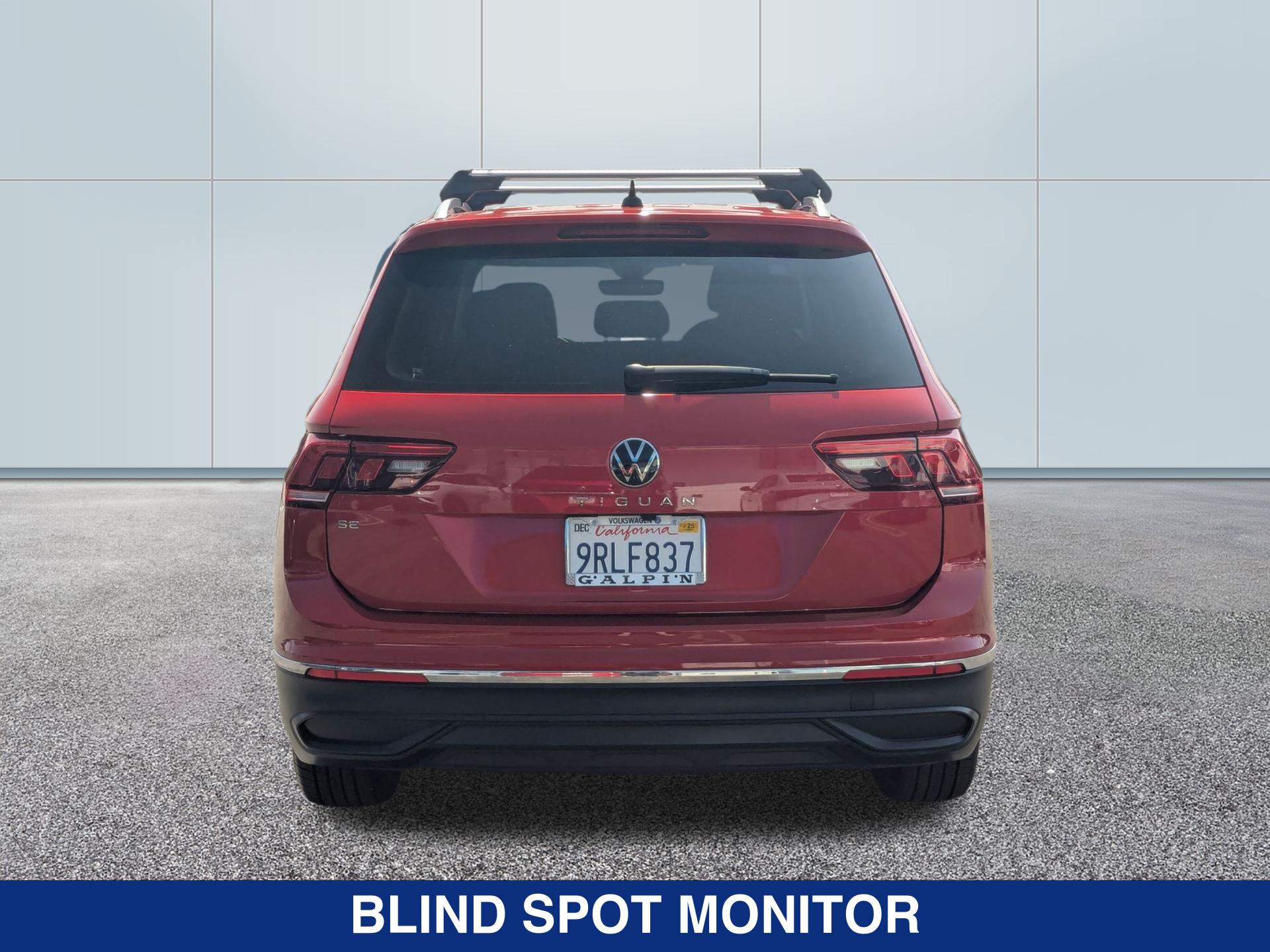 2024 Volkswagen Tiguan SE photo 2