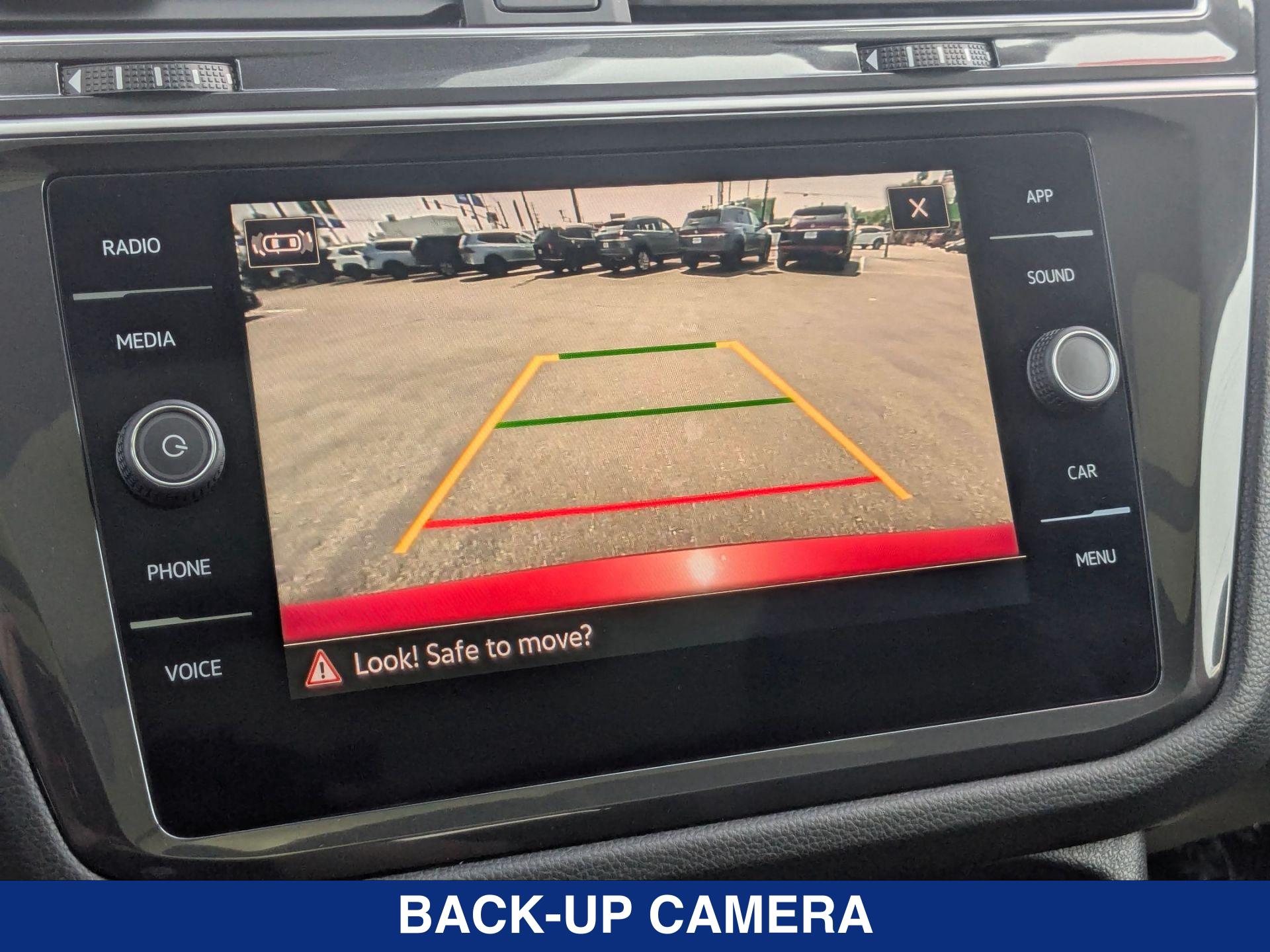 2024 Volkswagen Tiguan SE photo 8