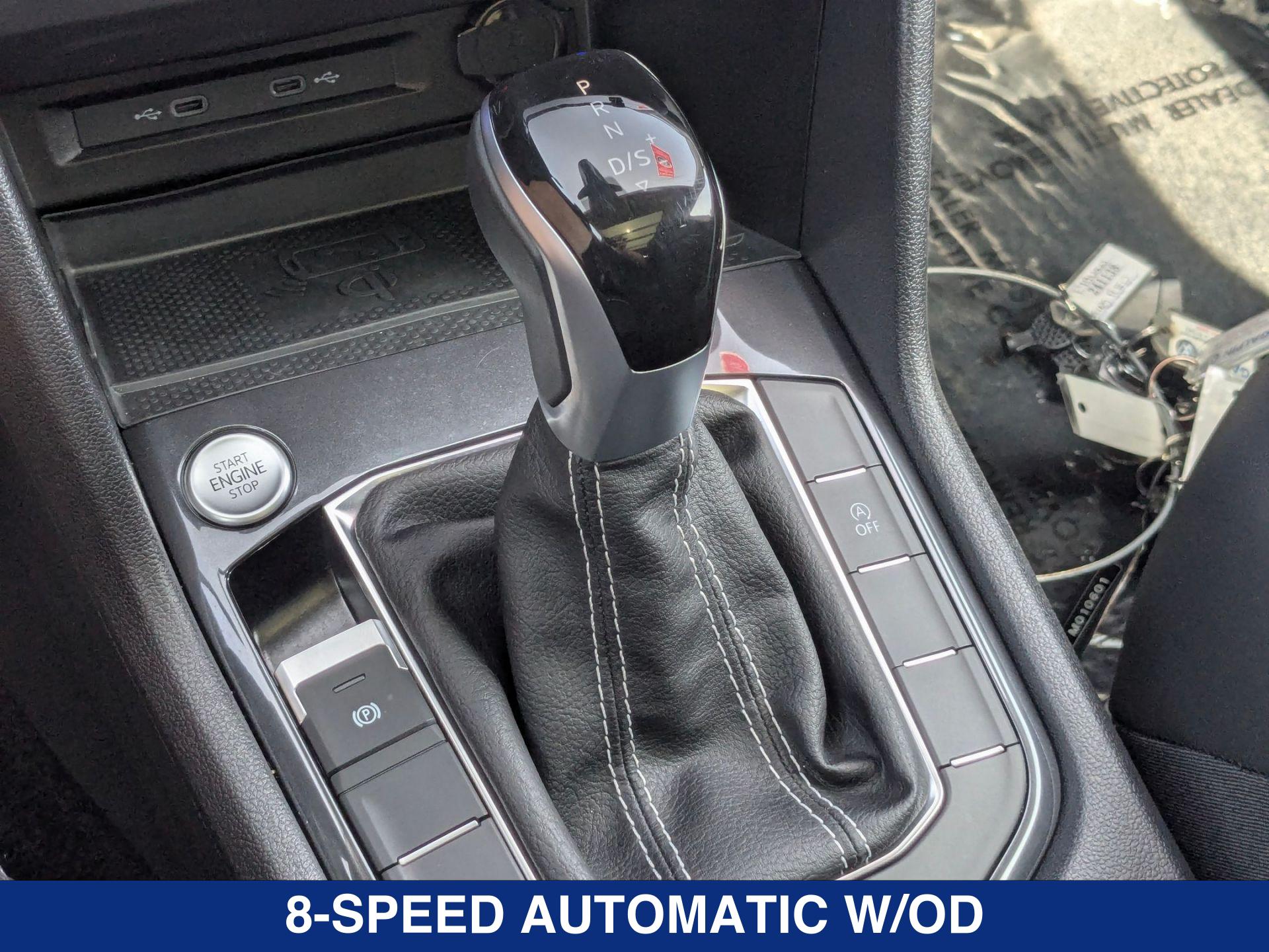2024 Volkswagen Tiguan SE photo 11