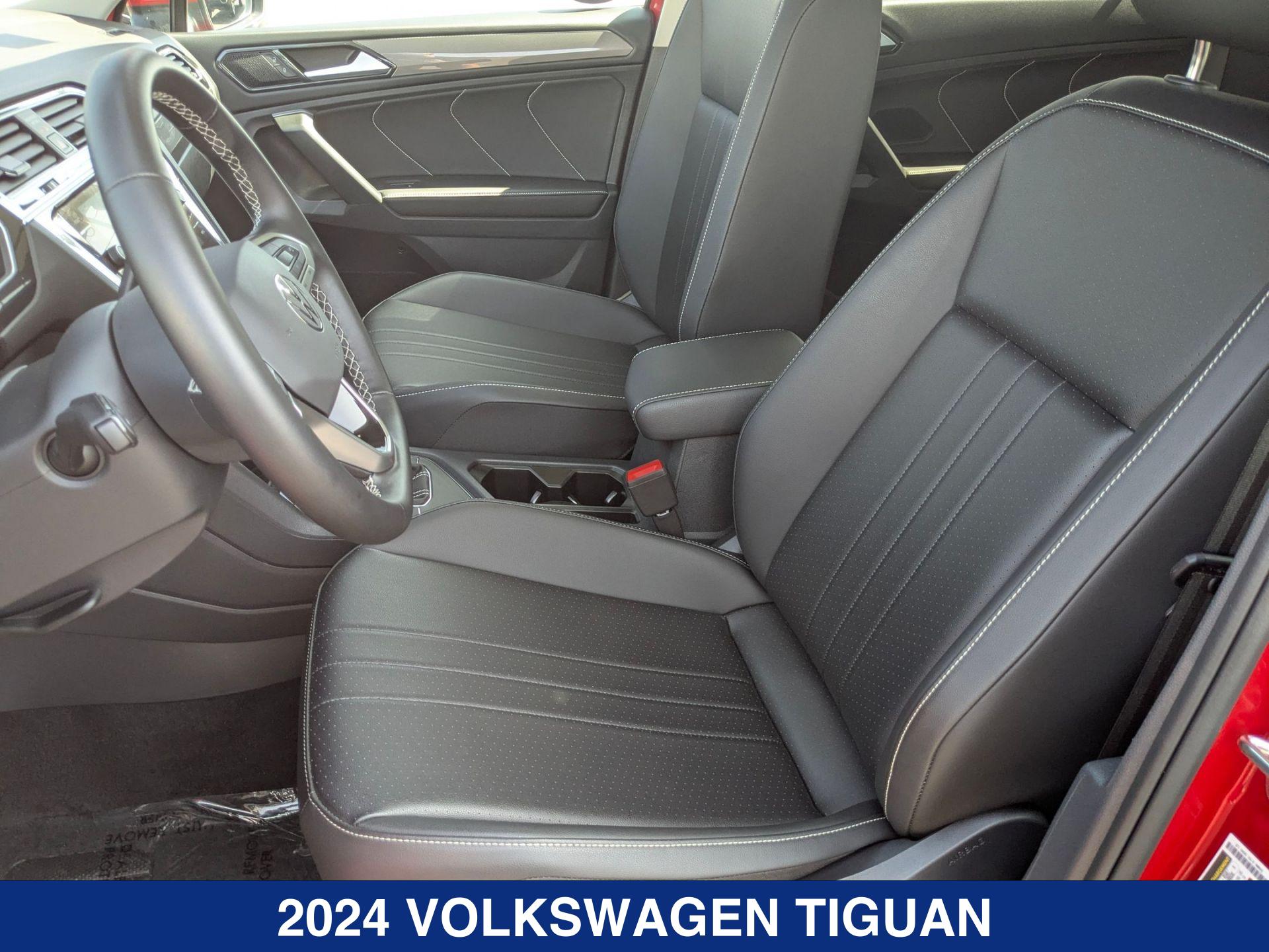 2024 Volkswagen Tiguan SE photo 12