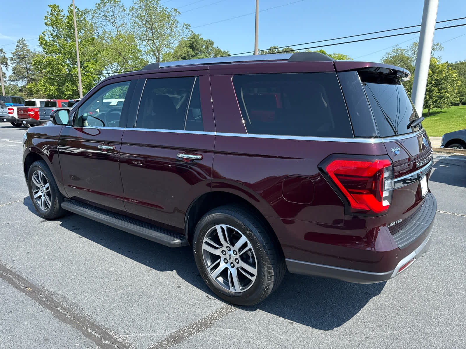 2024 Ford Expedition Limited photo 3